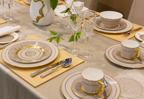 モダンジャパニーズスタイルの「アンセミオン グレイ」＠テーブルウェア・フェスティバル2022